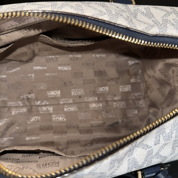 Used MK Tote & Wallet - Picture 3 of 5